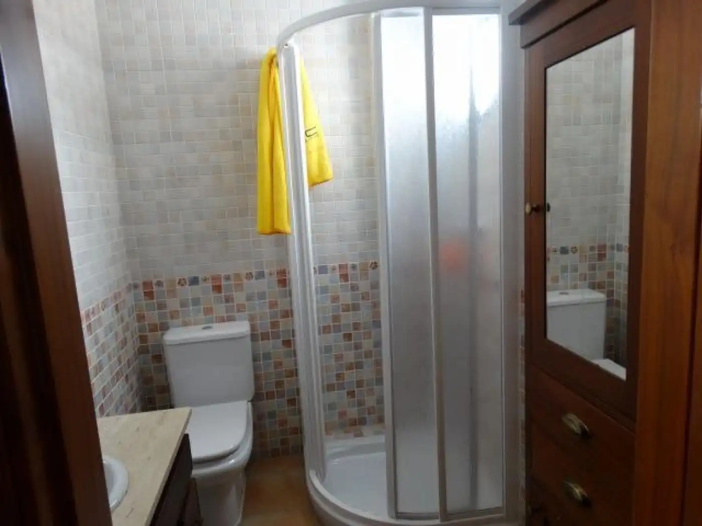 Bany de Casa o xalet en venda en Villanueva del Rosario amb Aire condicionat, Terrassa i Moblat
