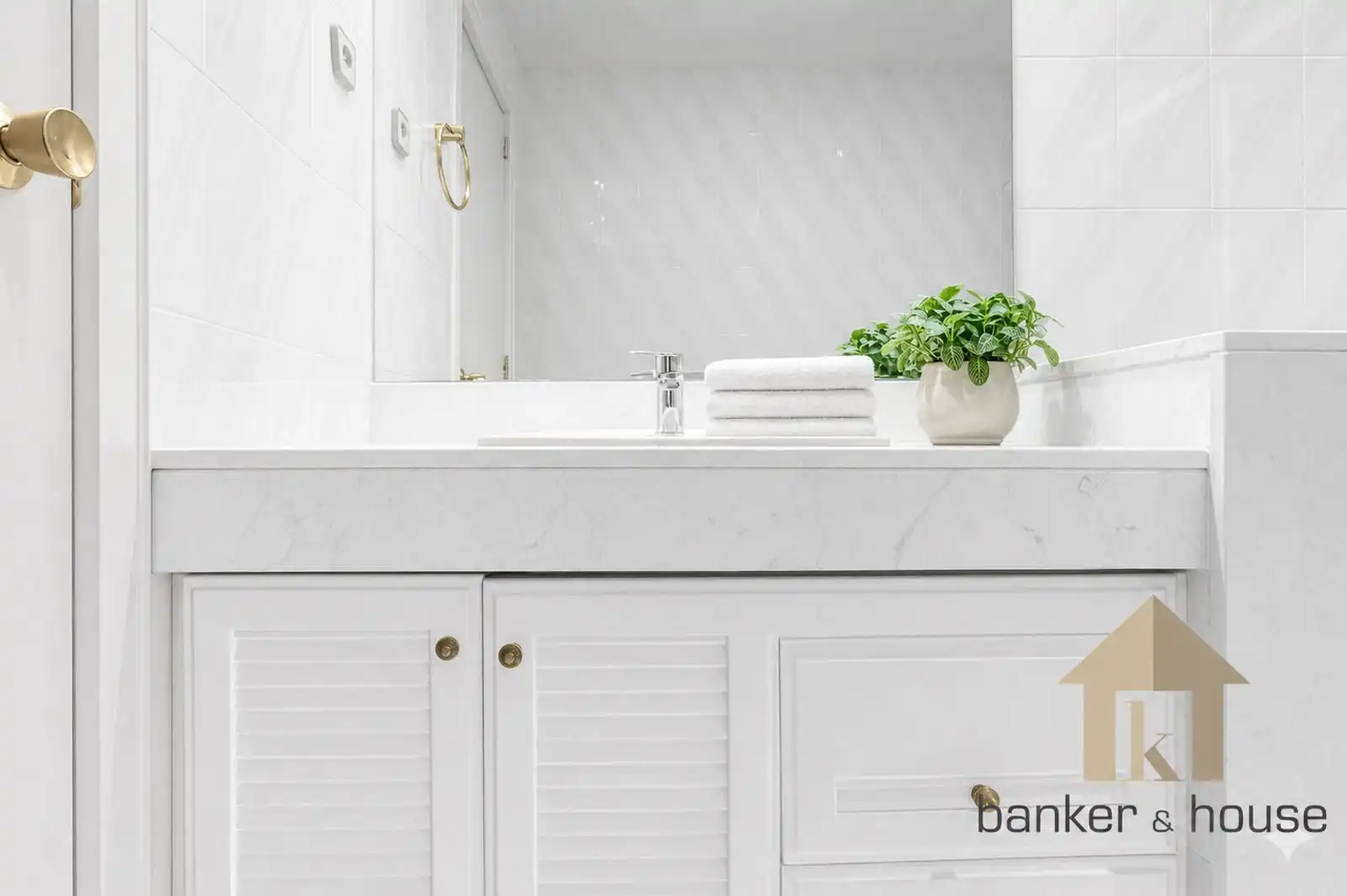 Bathroom of Detached homes for sale in Cerdanyola del Vallès  with Air Conditioner, Heating and Terrace