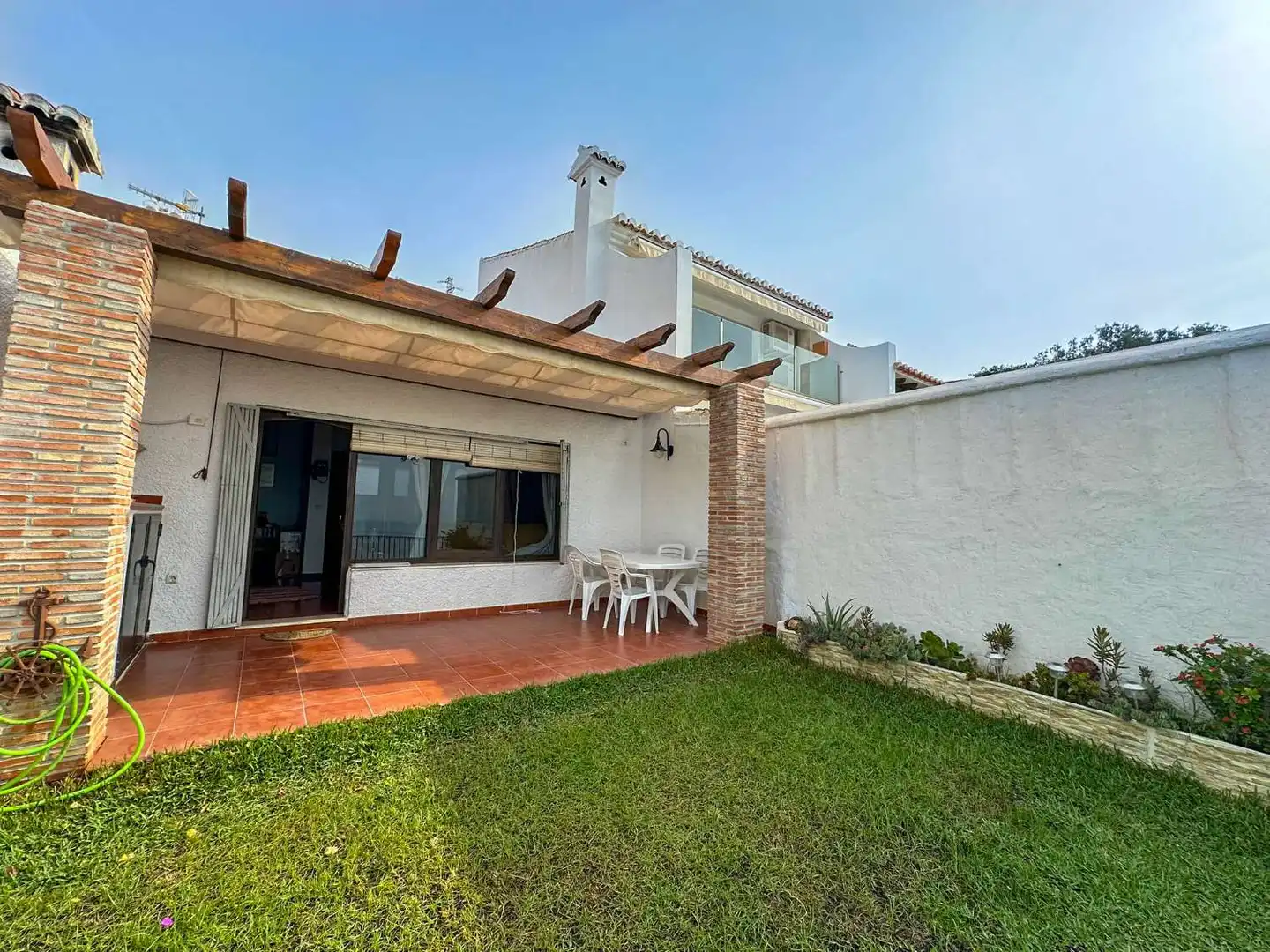 Garten von Einfamilien-Reihenhaus zum Verkauf in Salobreña mit Terrasse