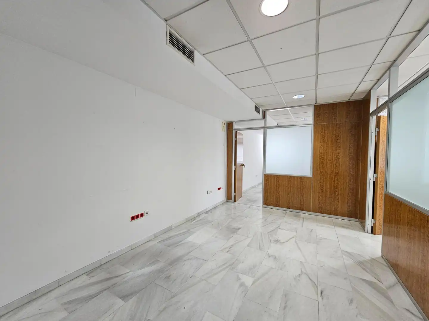 Office for sale in Santa Rosa - Valdeolleros