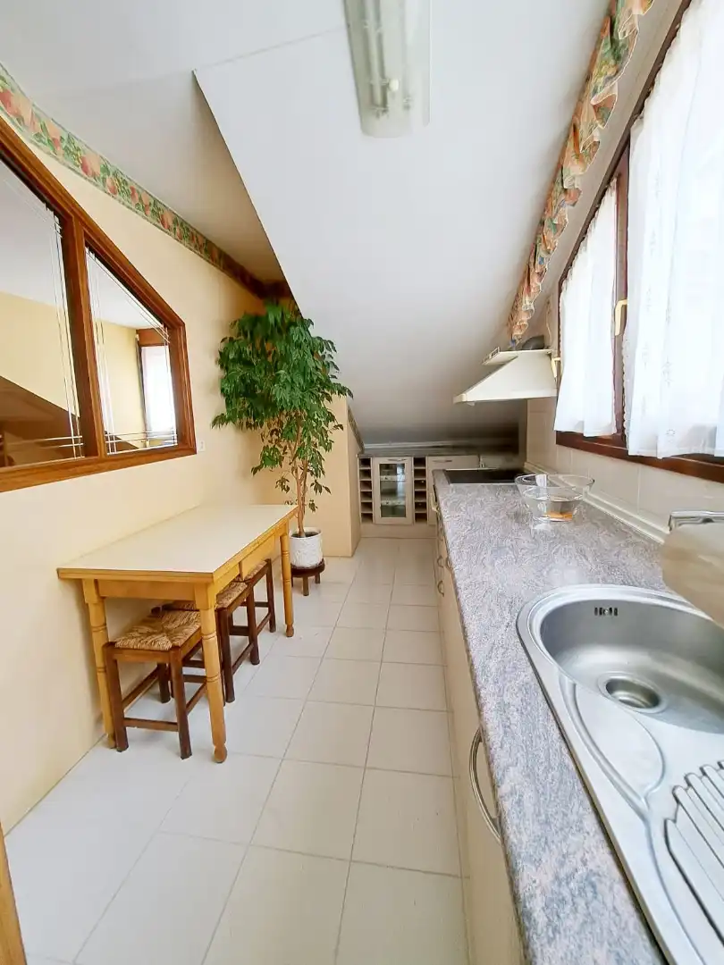 Cocina de Apartamento en venta en Vitoria - Gasteiz con Calefacción, Trastero y Amueblado