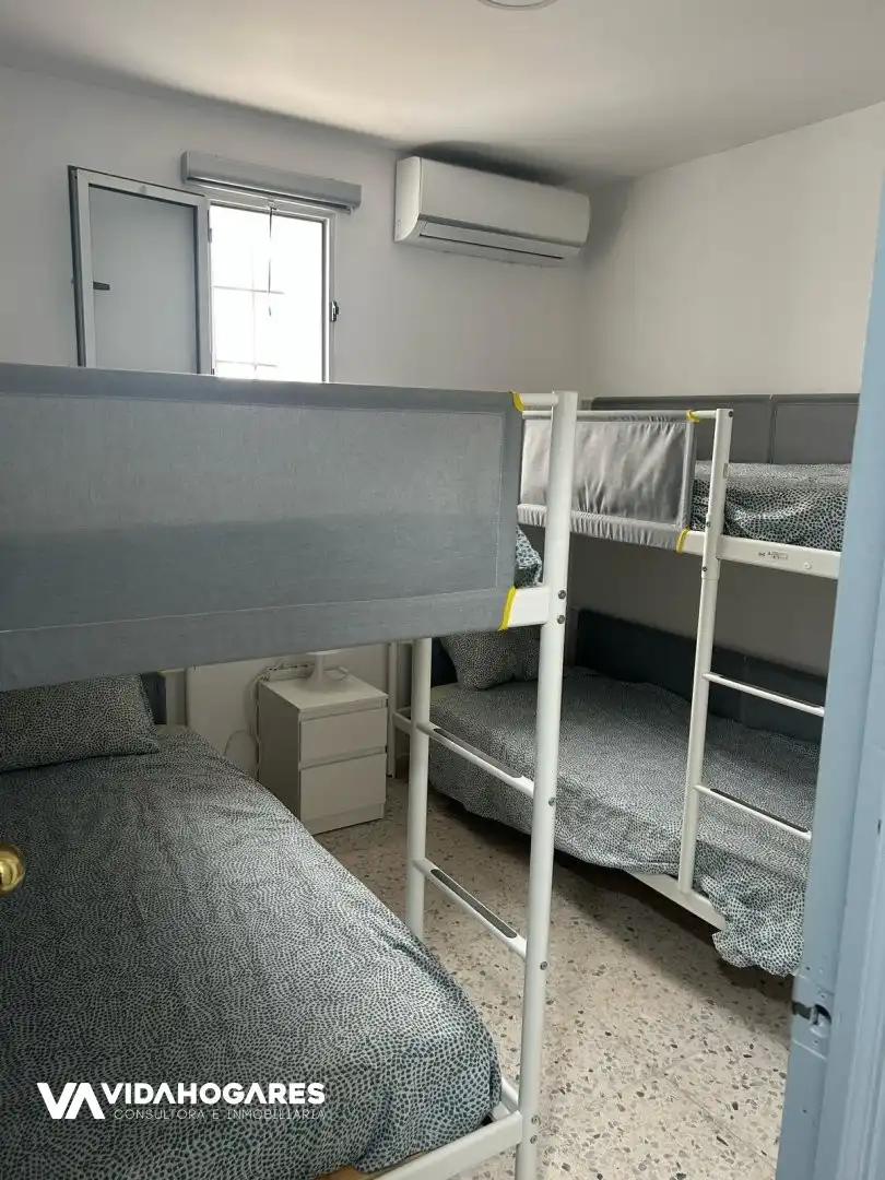 Habitación de Piso en venta en Rota con Aire acondicionado