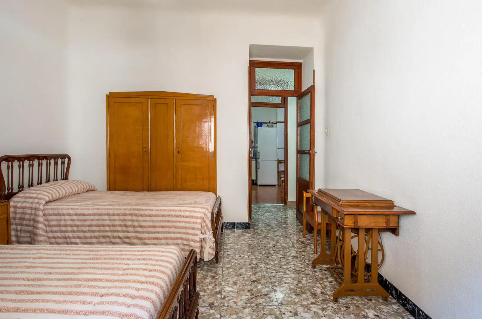 Buildings for sale in Mula