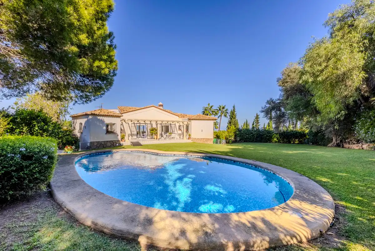 Chalet con piscina en venta en El Montgó, imagen 10