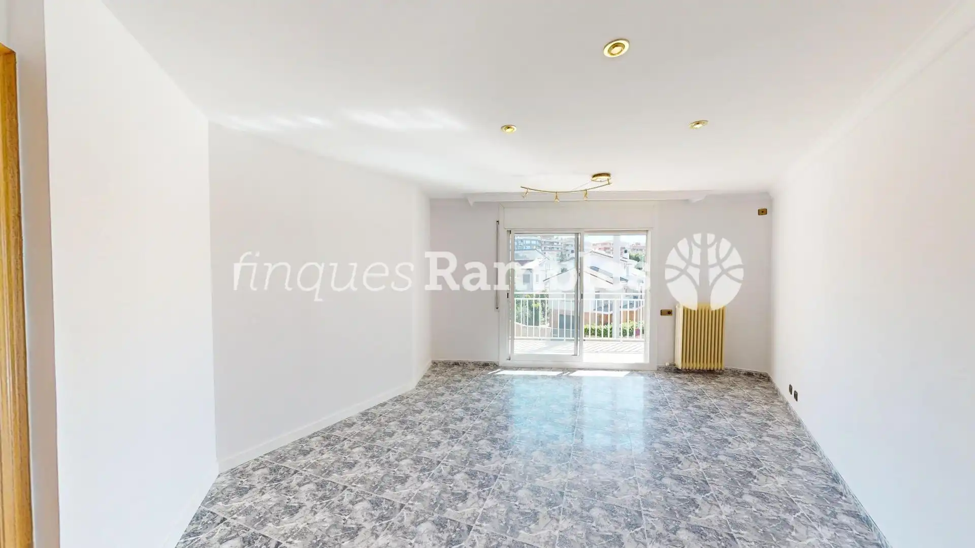 Living room of Flat for sale in Igualada  with Heating and Balcony