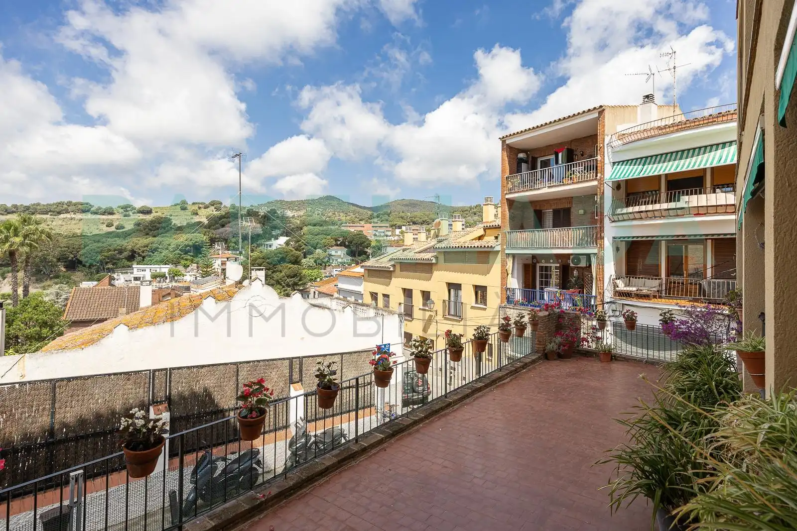 Vista exterior de Piso en venta en Tiana con Aire acondicionado, Calefacción y Terraza