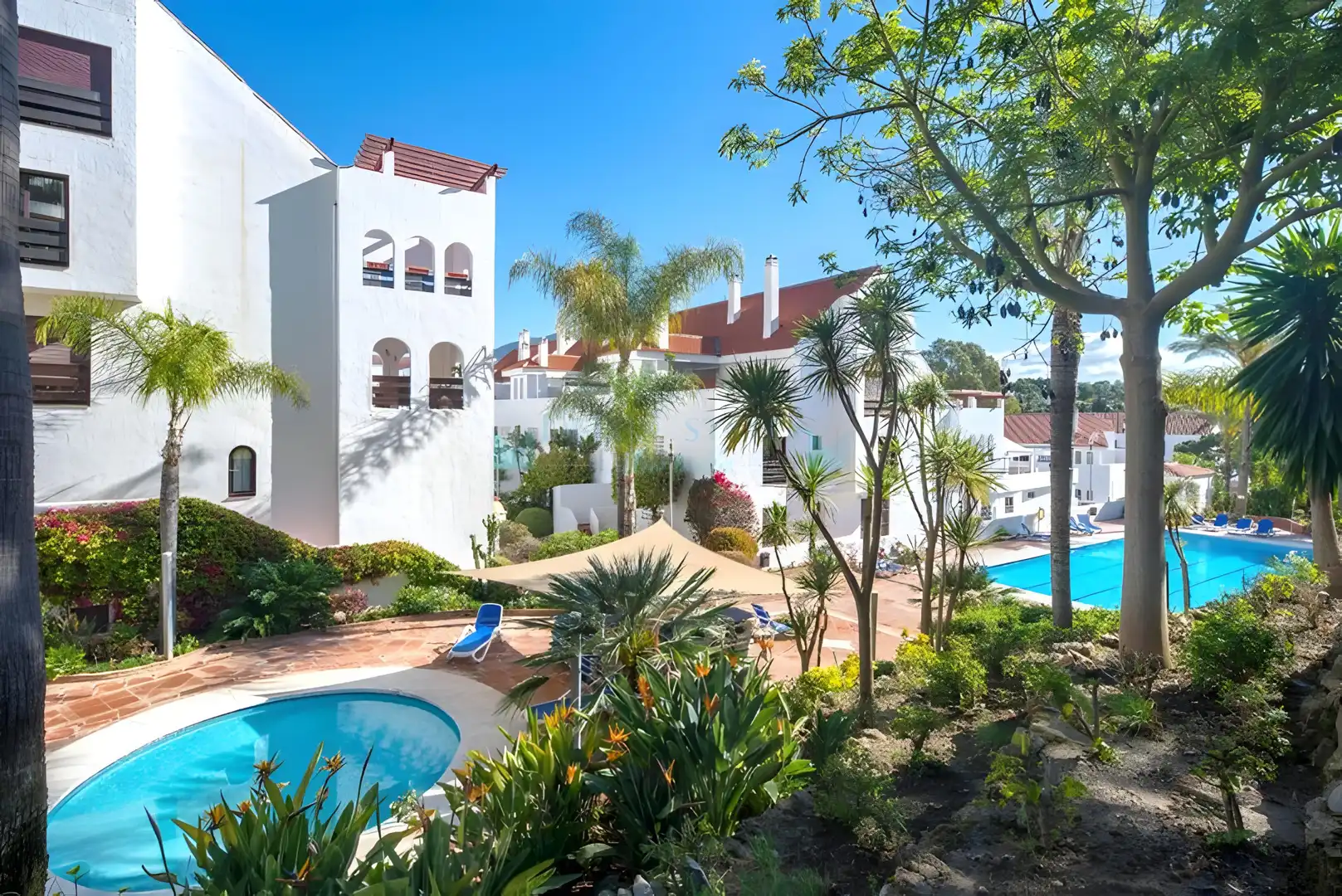 Apartament amb piscina en venda a Nueva Andalucía
