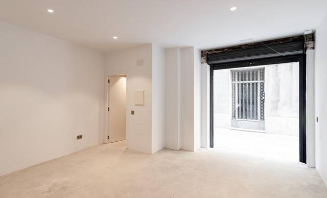 Local comercial en Alquiler en Carrer SANTA MARIA en Centre Vila