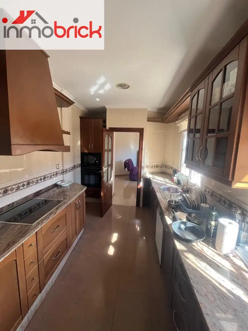Cocina de Casa o chalet en venta en Lucena con Calefacción, Terraza y Piscina