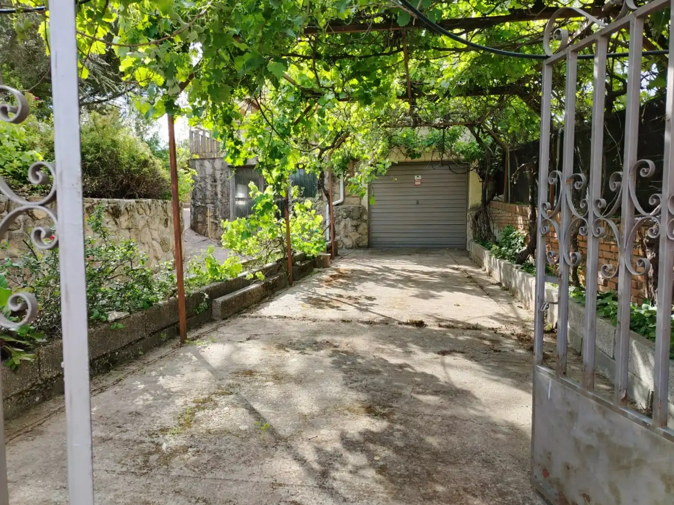 Vista exterior de Casa o chalet en venta en Pedrezuela con Calefacción, Jardín privado y Terraza