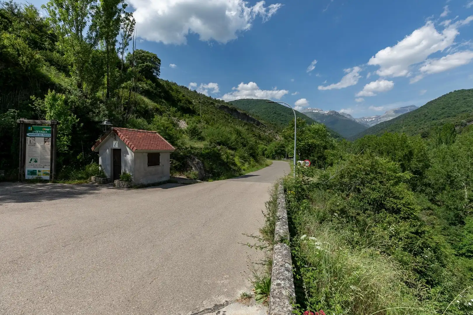 Terreni e lotti in vendita a Aragüés del Puerto, imagen 3