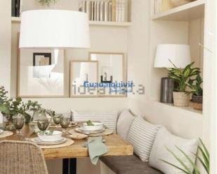 Sala d'estar de Apartament en venda en  Sevilla Capital