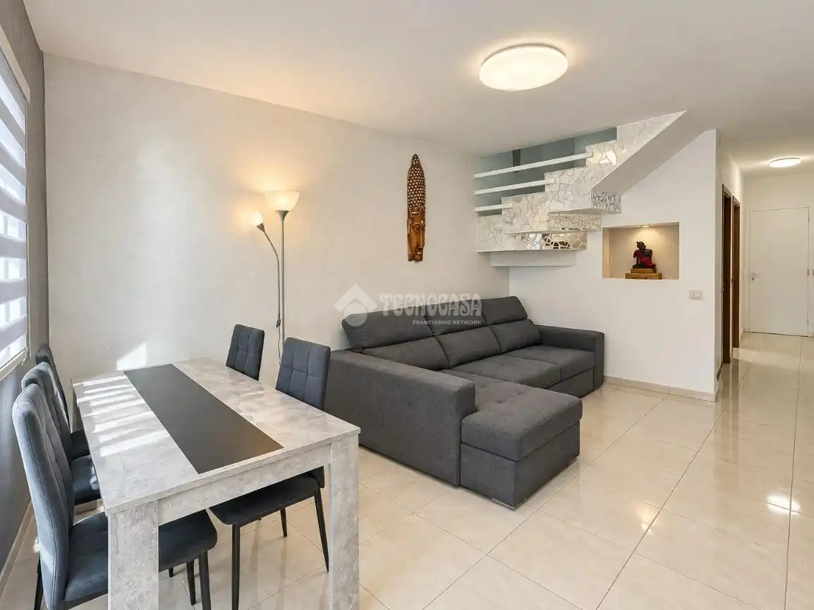 Sala de estar de Piso en venta en Adeje con Balcón
