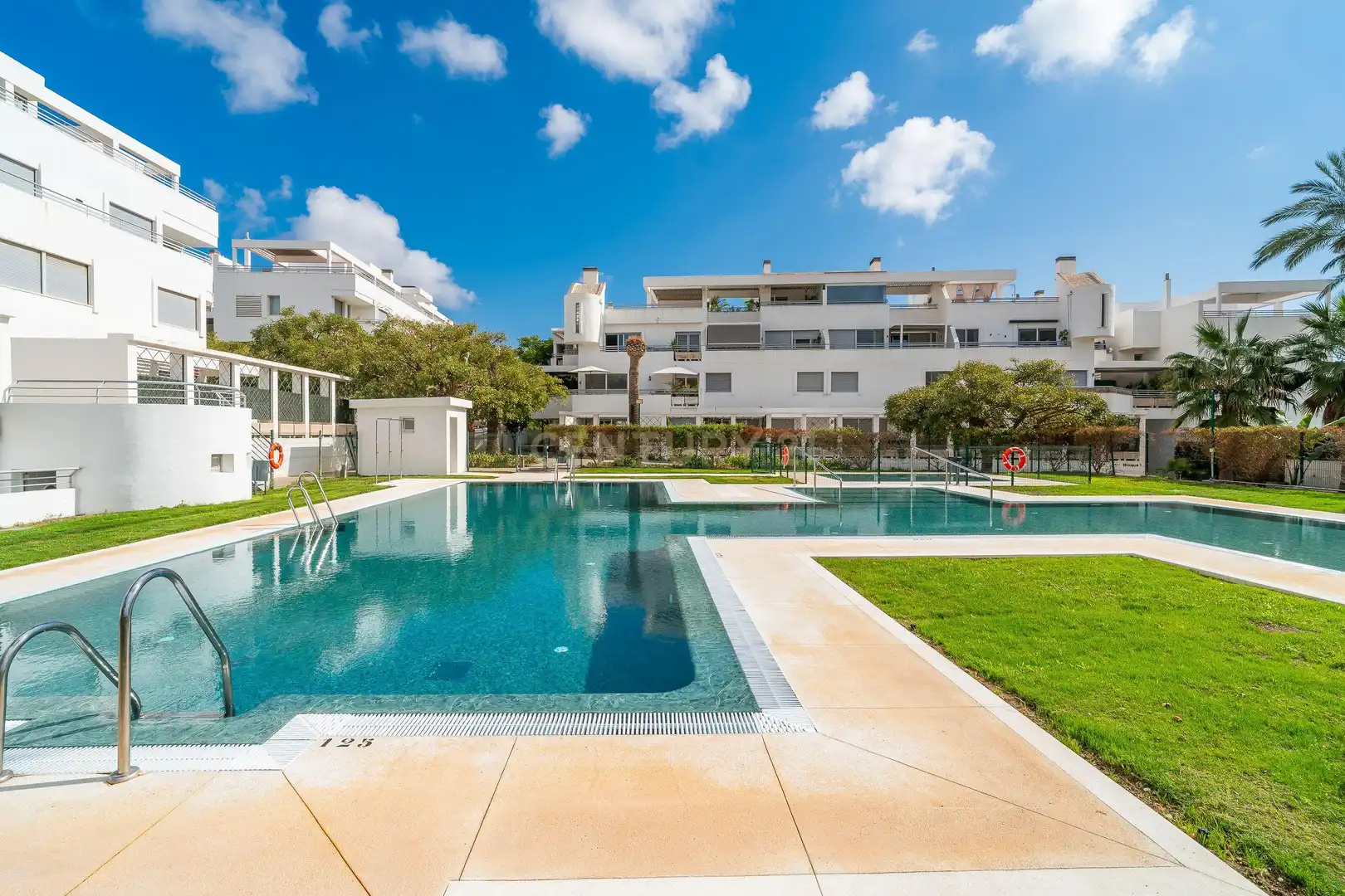 Swimming pool of Apartments for sale in Mijas  with Air Conditioner and Swimming Pool