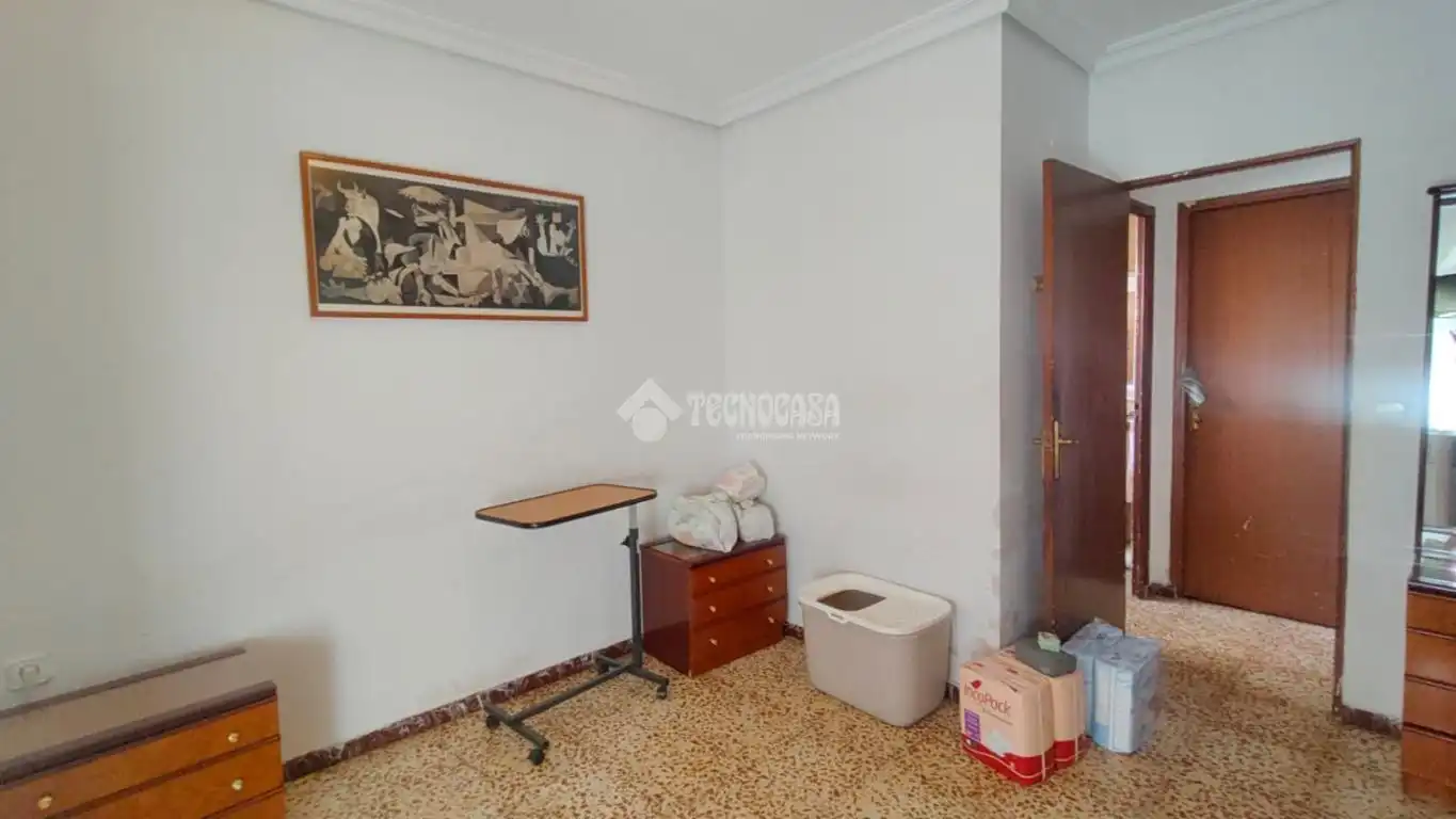 Bedroom of Flat for sale in Sevilla