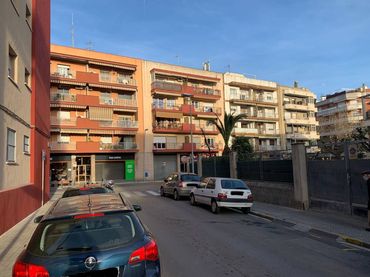 Einzelparkplatz zur Miete in Calle Josep Coroleu