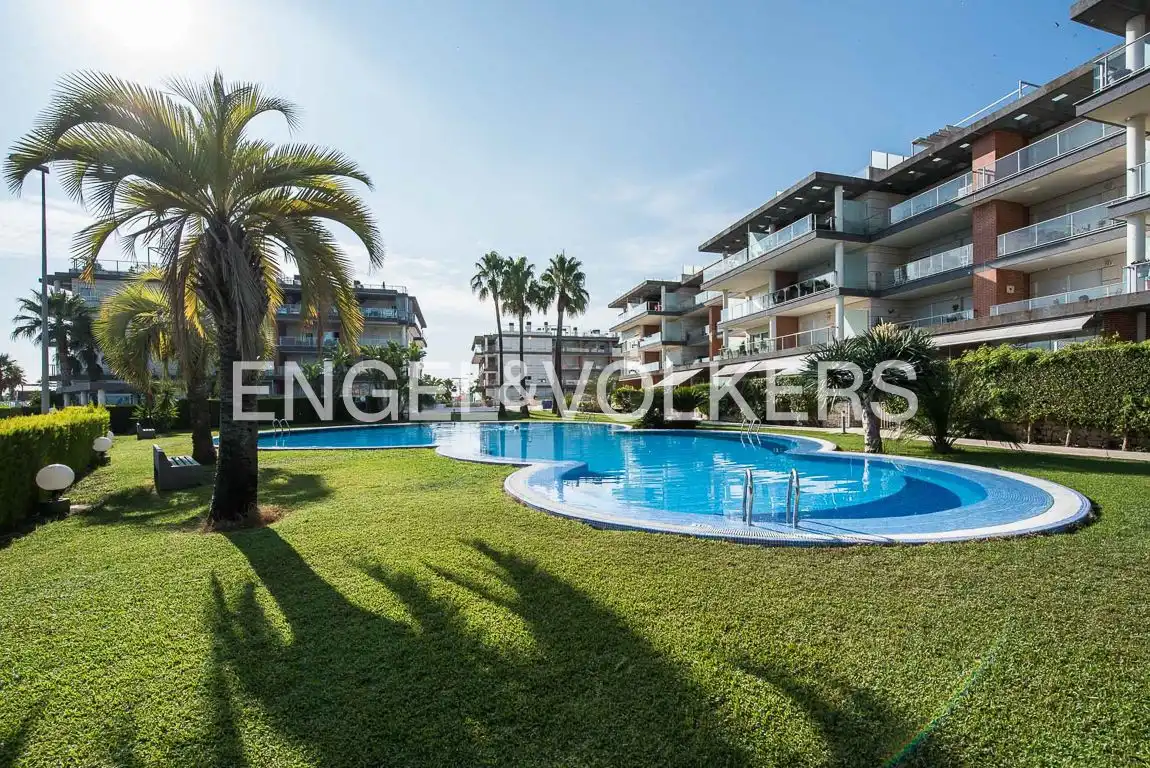 Vista exterior de Ático en venta en Oliva con Aire acondicionado, Calefacción y Terraza