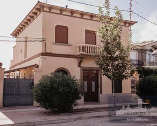 Vista exterior de Casa o xalet en venda en Burriana / Borriana amb Aire condicionat, Calefacció i Jardí privat