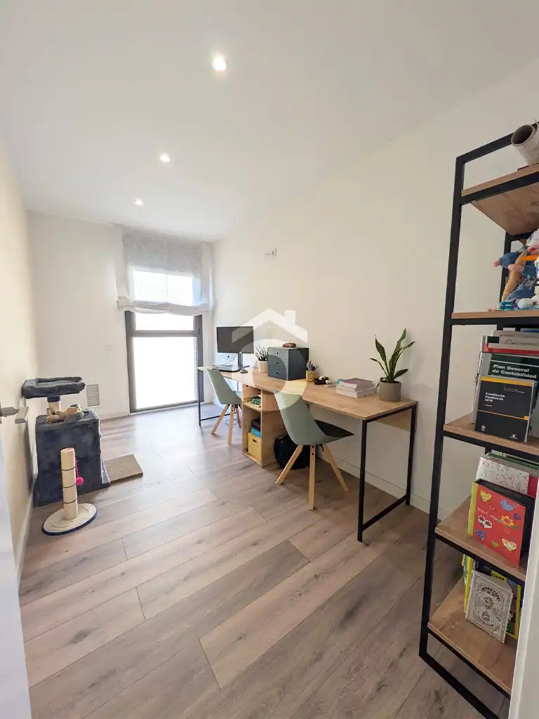Piso en venta en Mataró con Aire acondicionado, Calefacción y Balcón