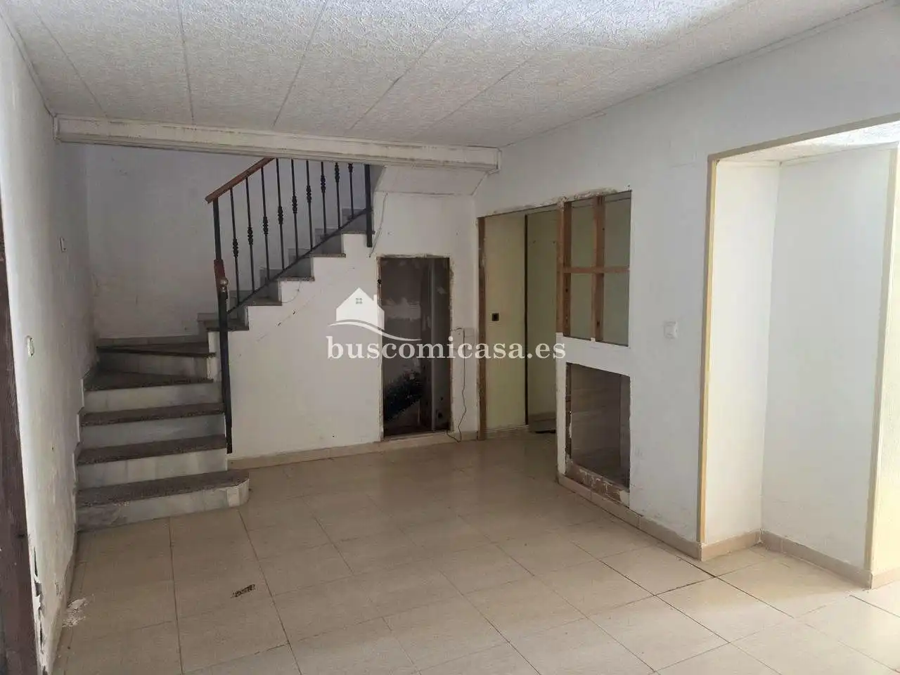 Casa adosada en venta en Arjona con Terraza