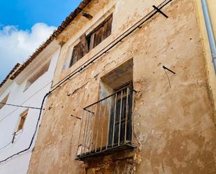 Vista exterior de Casa o xalet en venda en Fuente la Reina amb Balcó