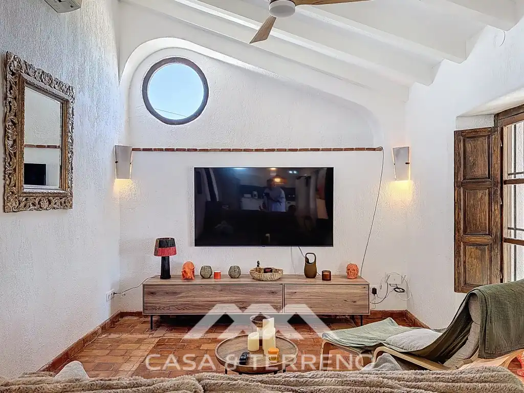 Sala d'estar de Casa o xalet en venda en Vélez-Málaga amb Aire condicionat, Jardí privat i Terrassa