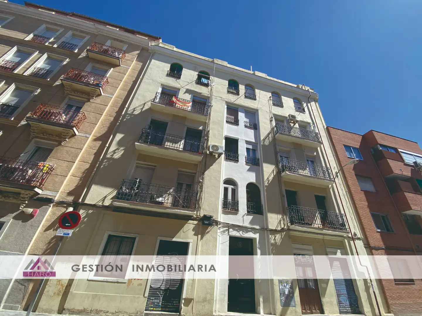Vista exterior de Pis en venda en Madrid amb Aire condicionat, Calefacció i Moblat