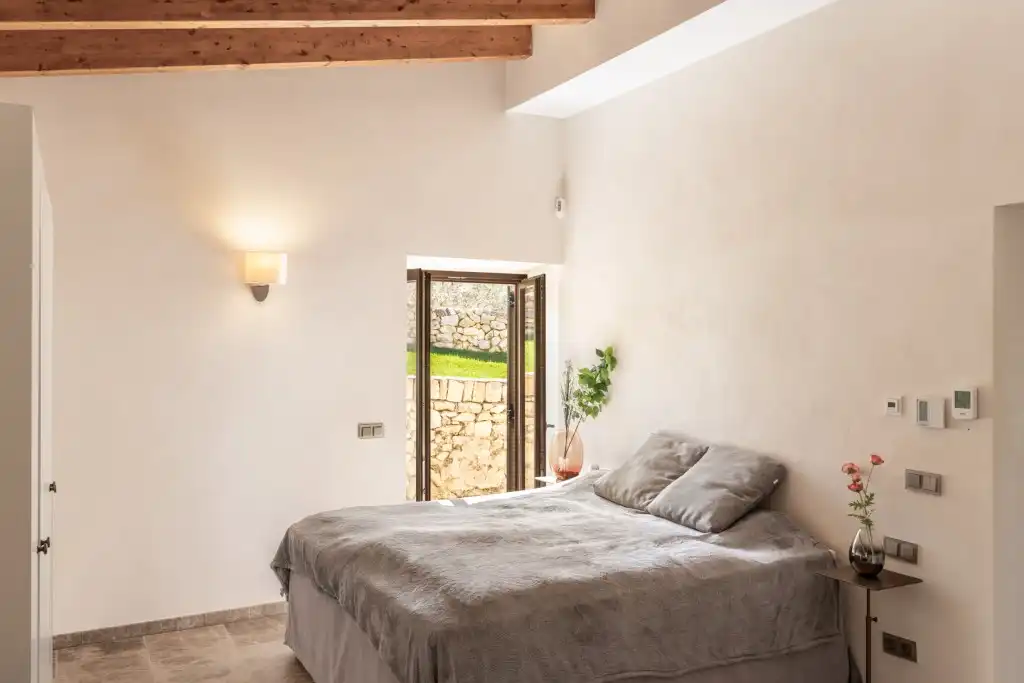 Habitación de Finca rústica en venta en Sineu con Aire acondicionado, Calefacción y Jardín privado