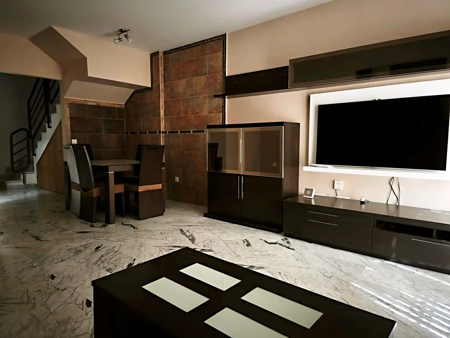Sala de estar de Casa o chalet en venta en Vélez-Málaga con Aire acondicionado, Terraza y Amueblado
