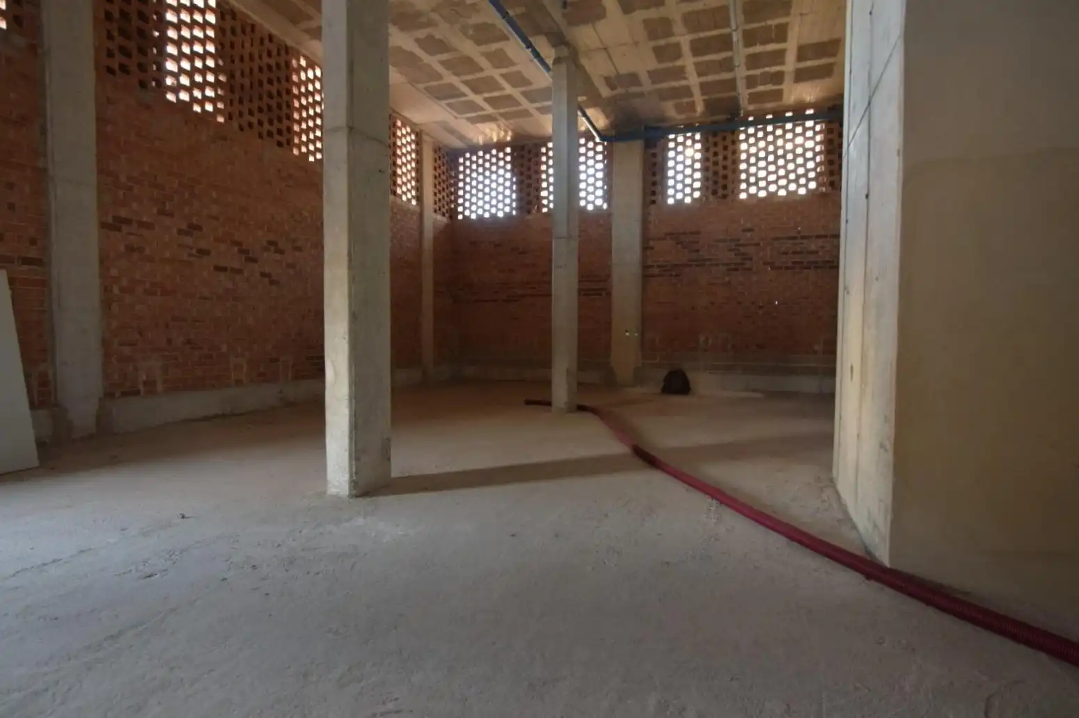 Local comercial en alquiler en Badalona - Calle Eduard Maristany, imagen 4