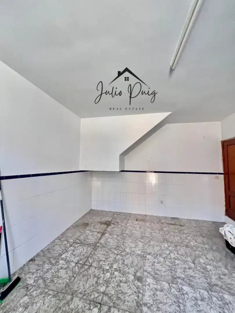 Kitchen of Houses for sale in Coria del Río  with Air Conditioner, Terrace and Storage room
