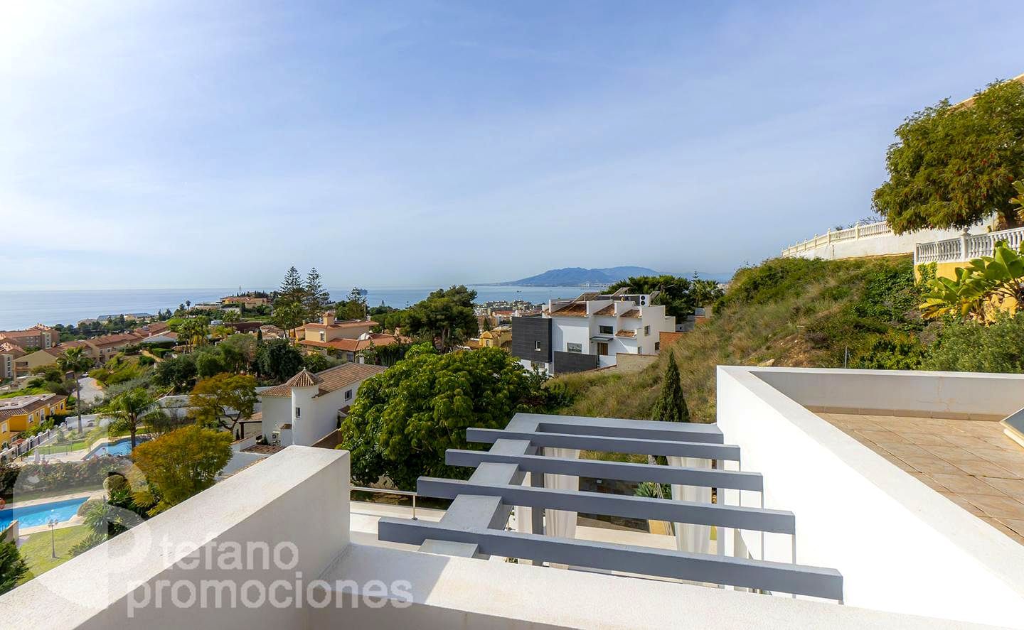 Exterior view of House or chalet for sale in Málaga Capital  with Air Conditioner, Heating and Private garden