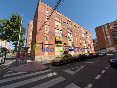 Vista exterior de Pis en venda en Salamanca Capital amb Calefacció, Rentadora i Balcó