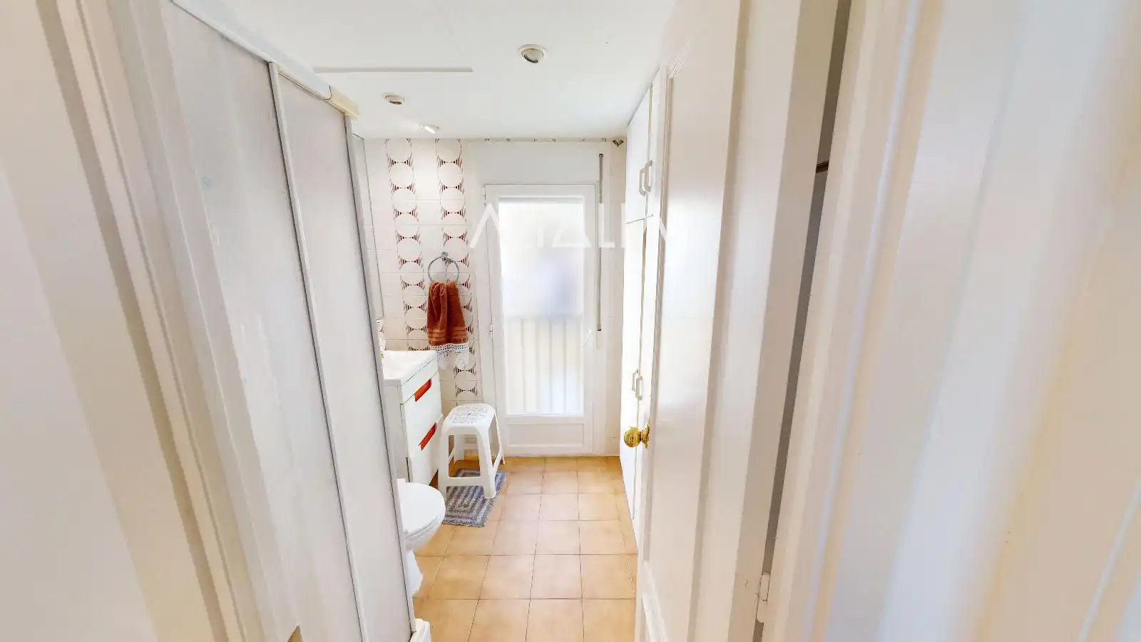 Baño de Piso en venta en Cuenca con Terraza y Trastero