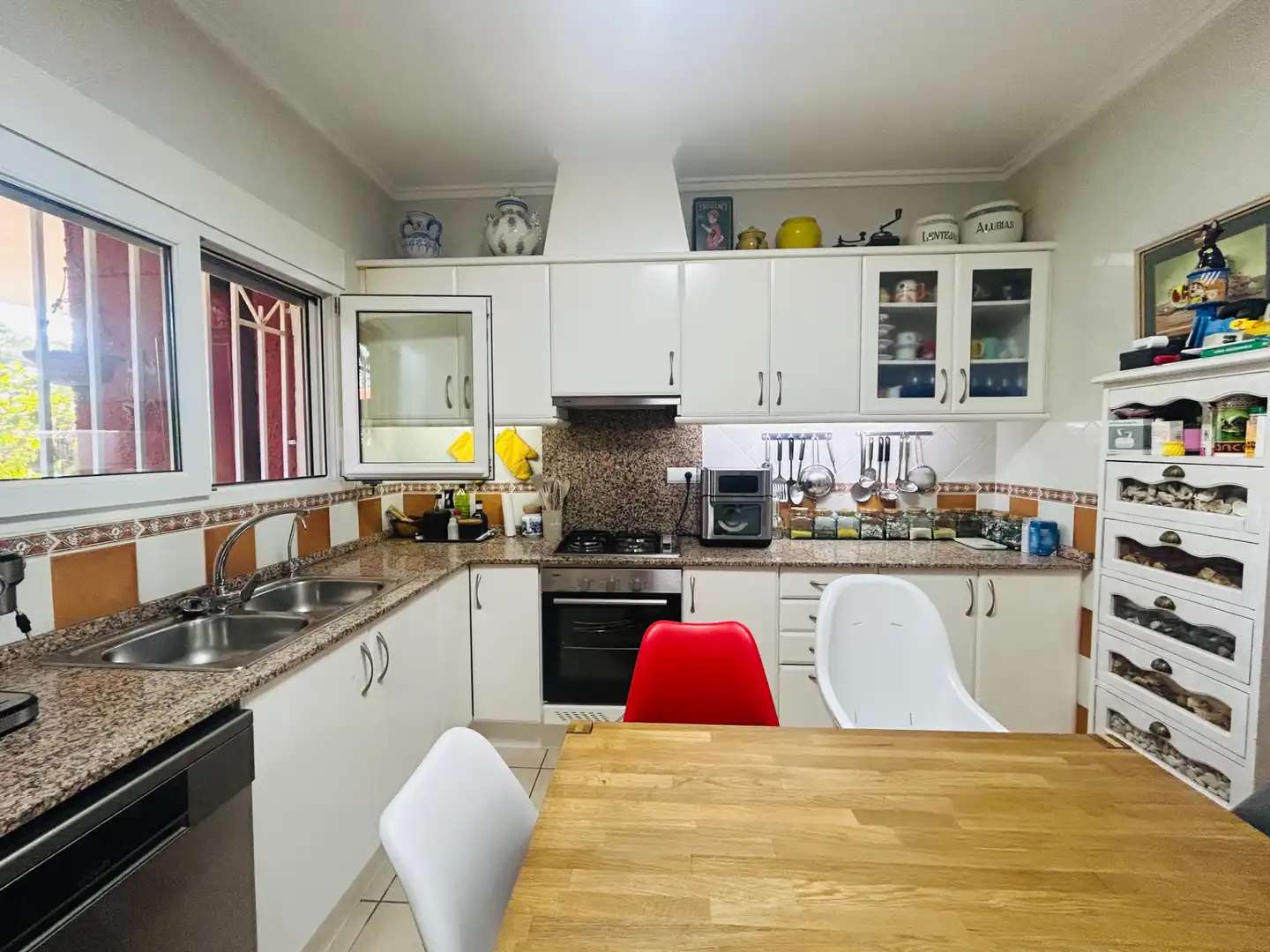 Cocina de Casa o chalet en venta en Dénia con Aire acondicionado, Calefacción y Jardín privado