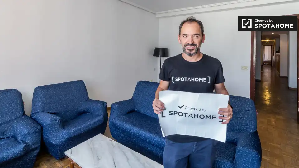 Room in El Botànic