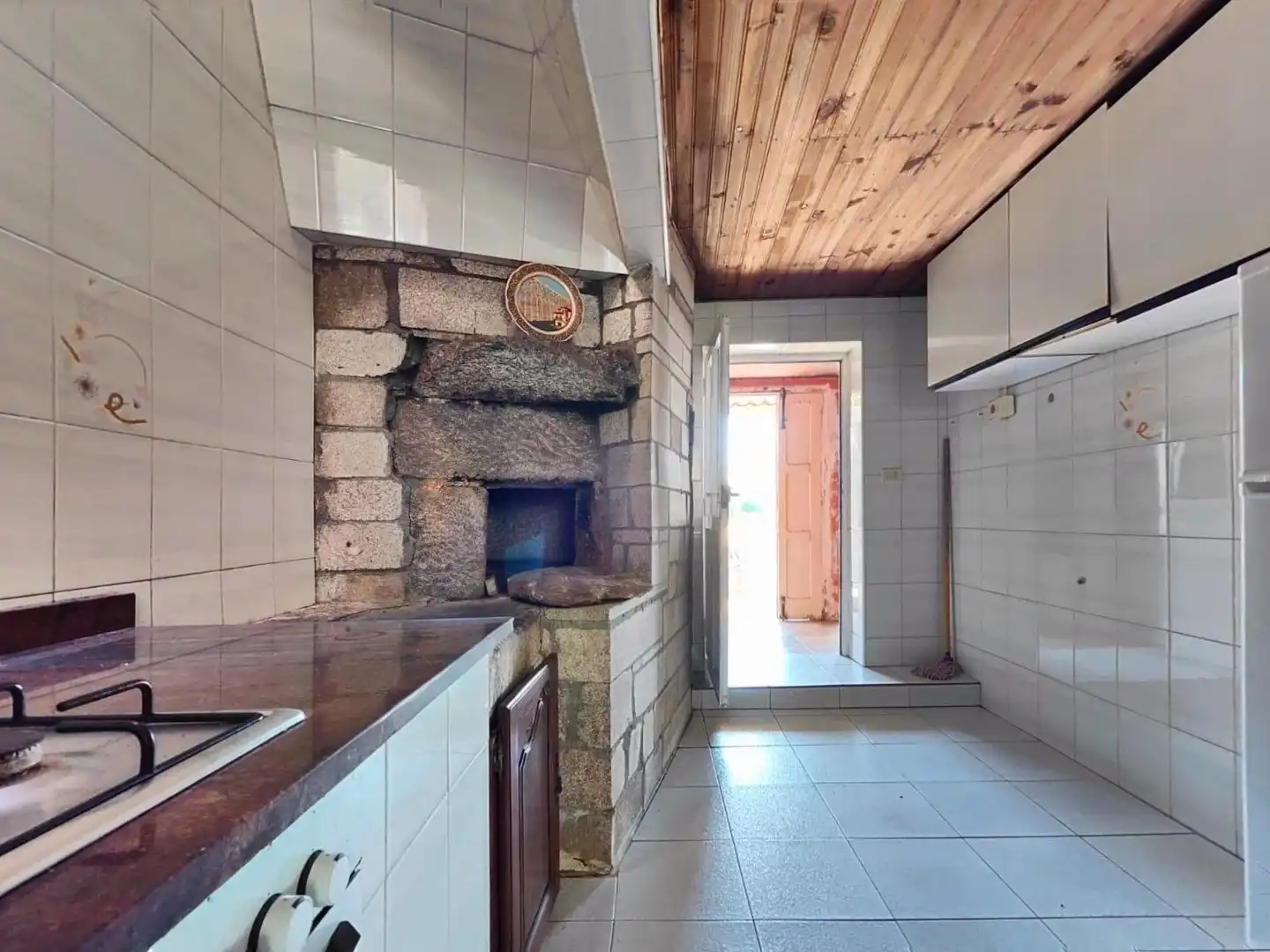 Kitchen of Houses for sale in Tui  with Private garden