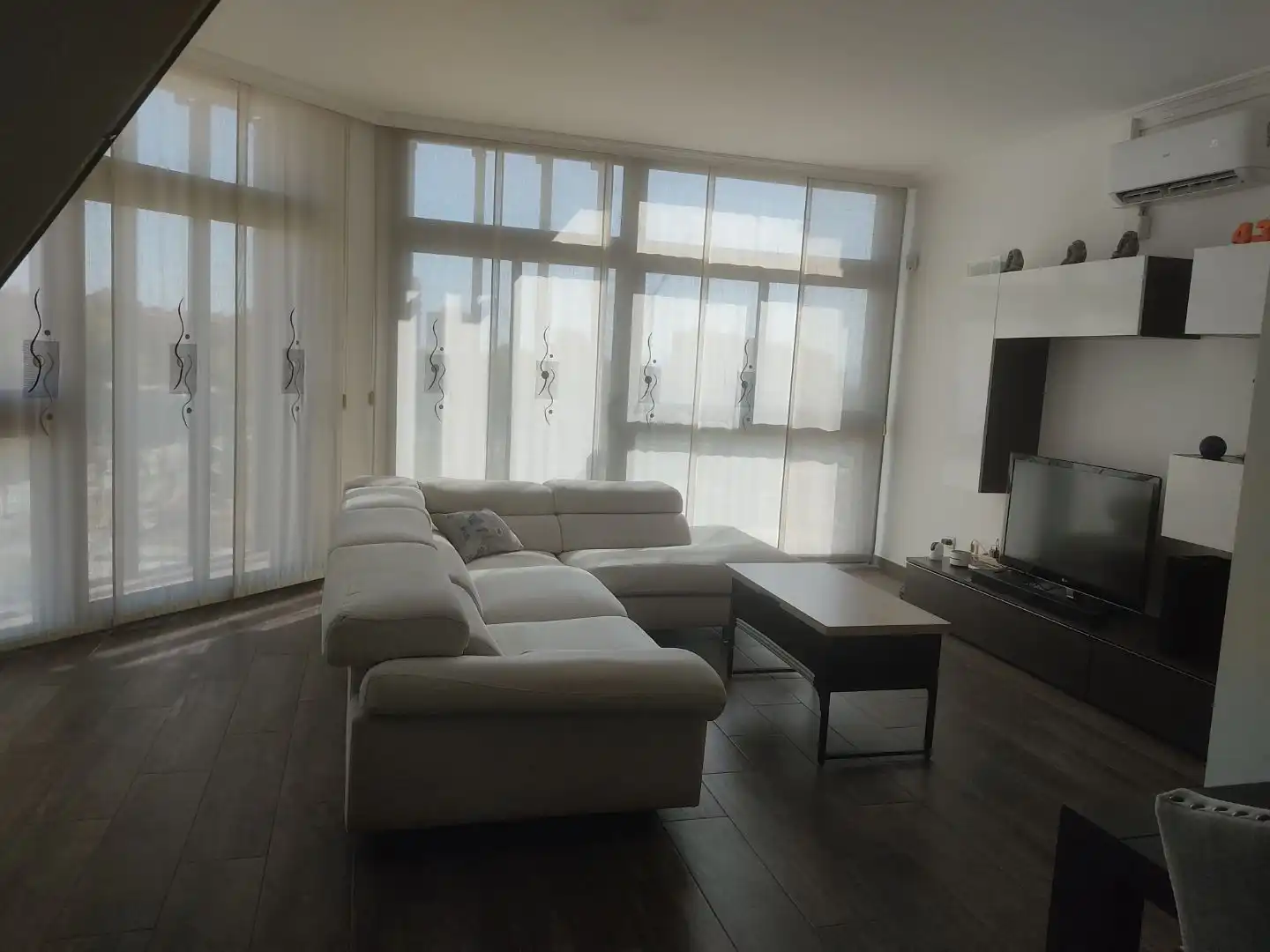 Duplex with lift for sale in Roig ventura 484, imagen 2