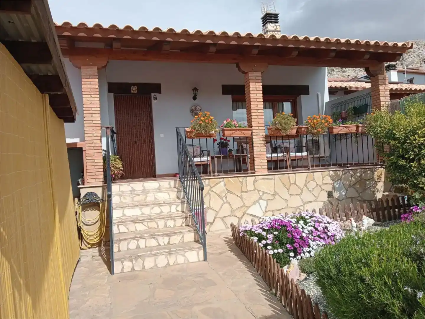Terraza de Piso en venta en Castellote con Aire acondicionado, Jardín privado y Amueblado