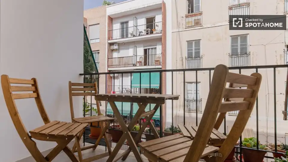 Wohnung mit Terrasse zur Miete in Quatre Carreres, imagen 9