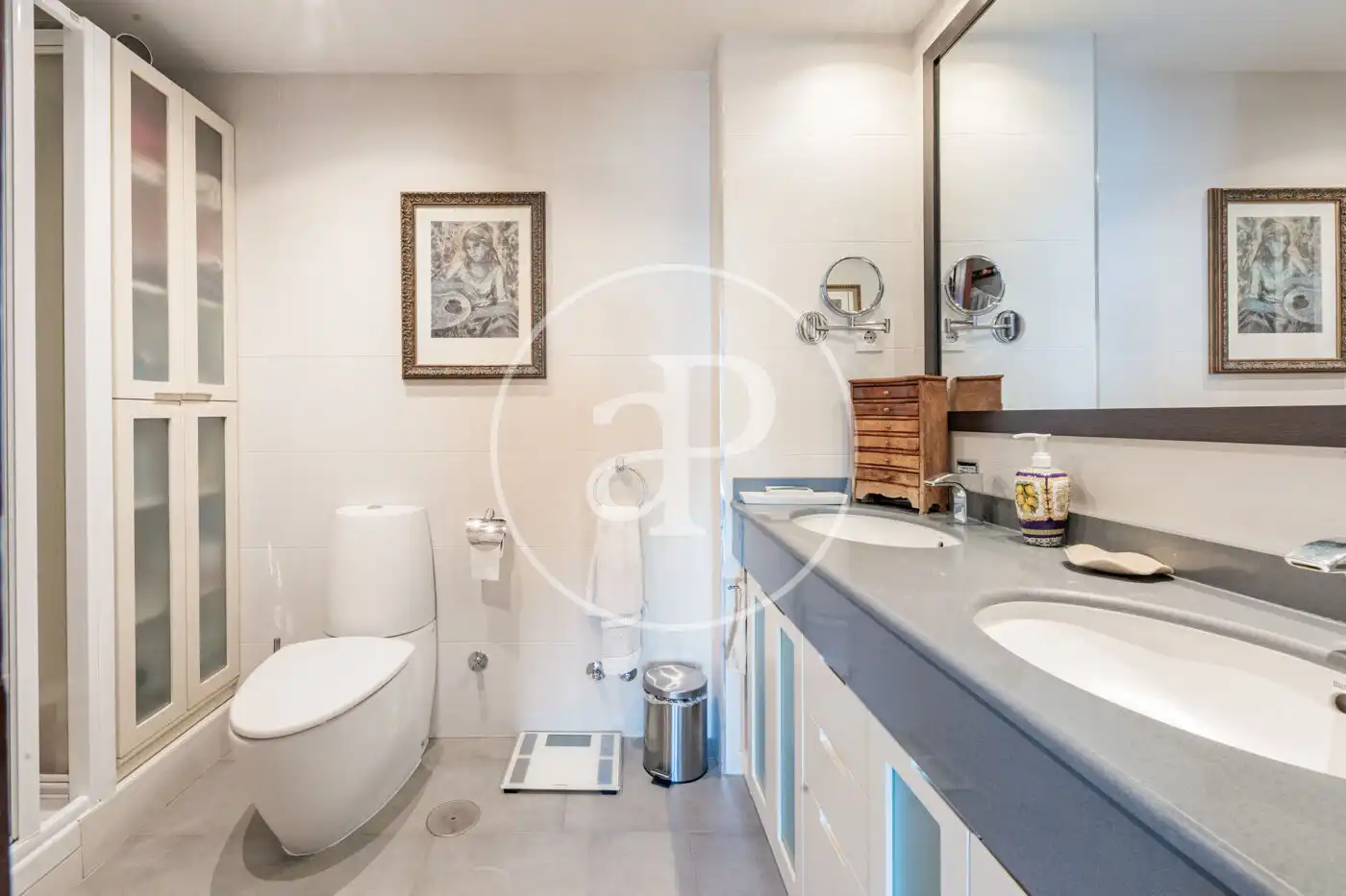 Piso en venta en C. de Pechuán, Ciudad Jardín