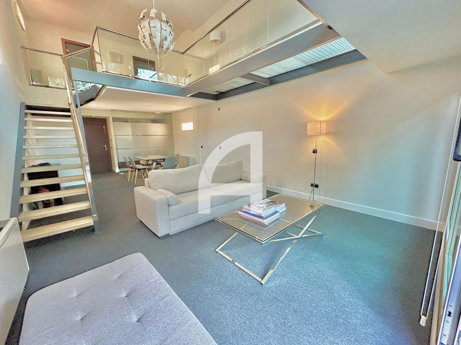 Living room of Flat to rent in  Madrid Capital  with Air Conditioner, Heating and Terrace
