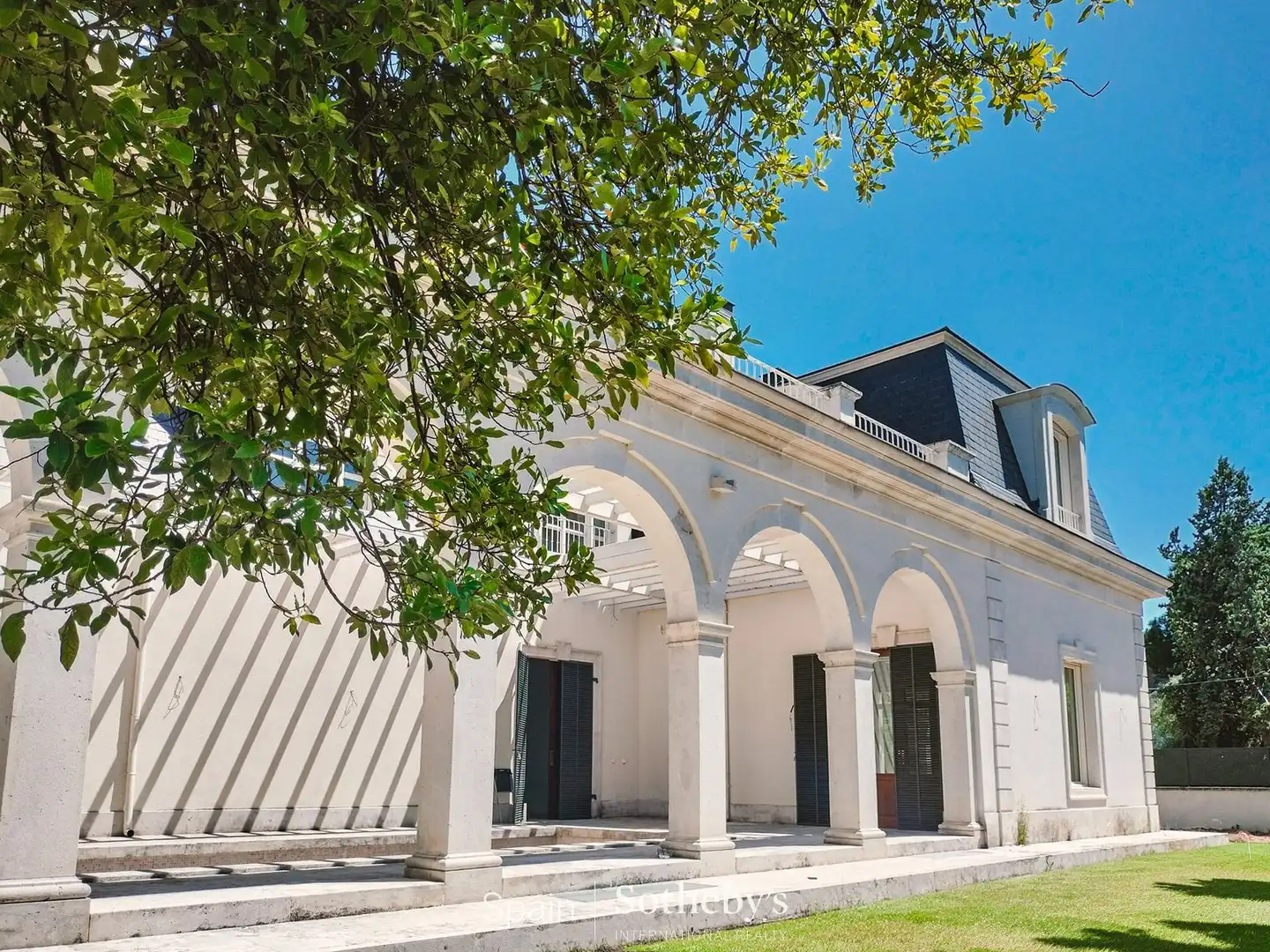 Exterior view of Houses for sale in Madrid  with Air Conditioner, Heating and Private garden