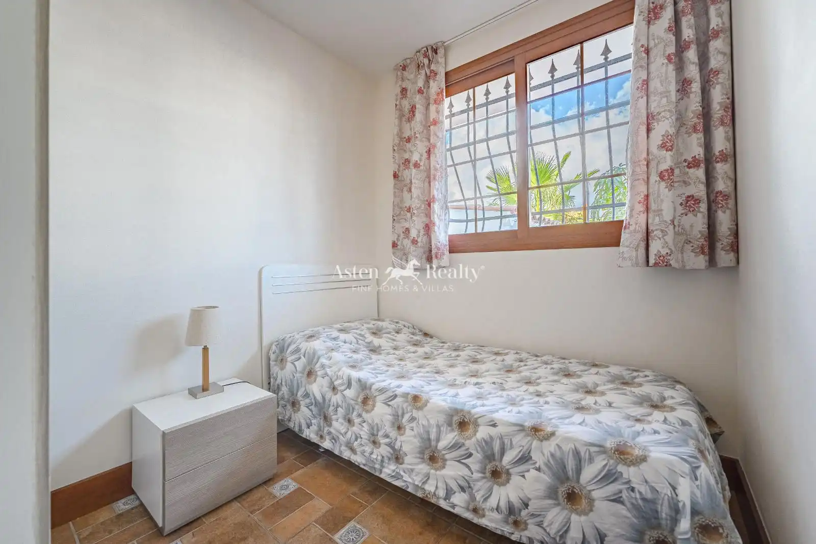 Bedroom of Houses for sale in Adeje  with Air Conditioner, Terrace and Swimming Pool