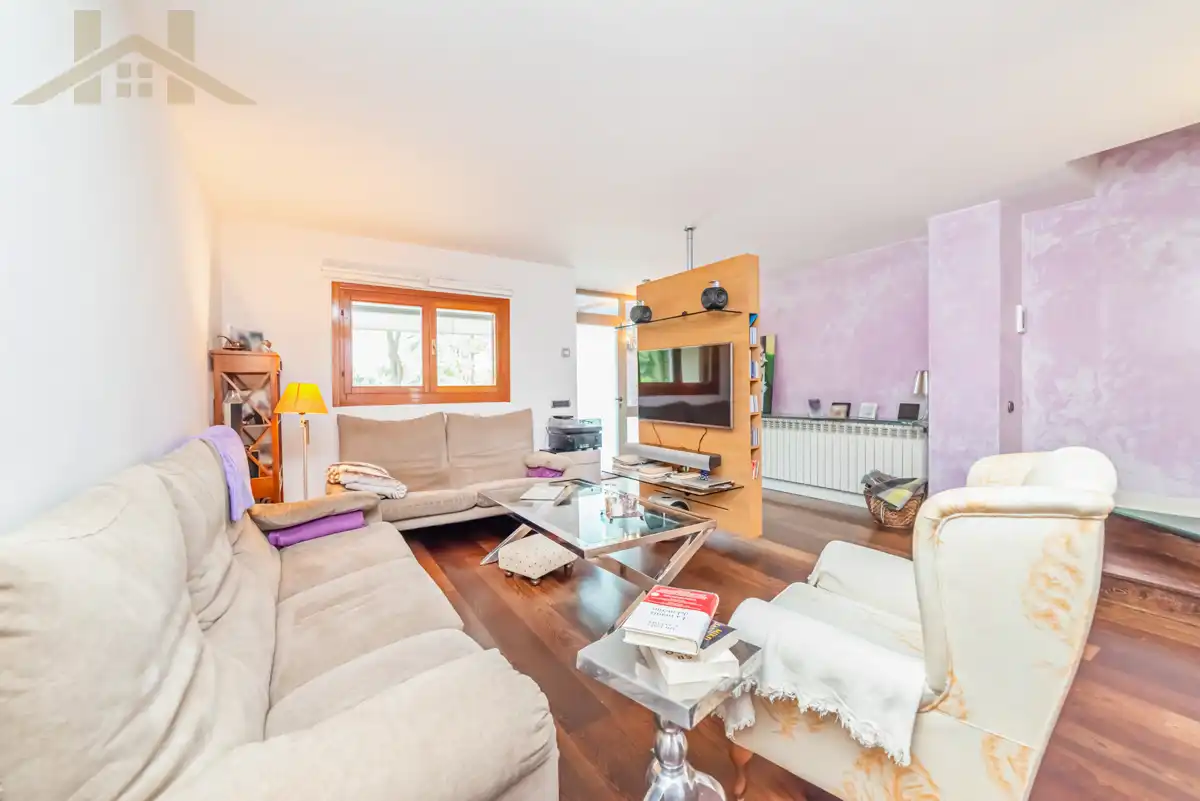Living room of Detached homes for sale in Tres Cantos  with Air Conditioner, Heating and Private garden