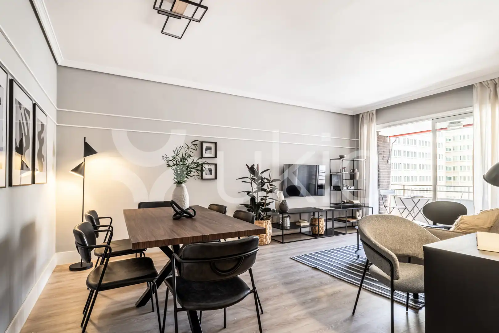 Sala d'estar de Apartament de lloguer en Madrid amb Aire condicionat, Calefacció i Moblat