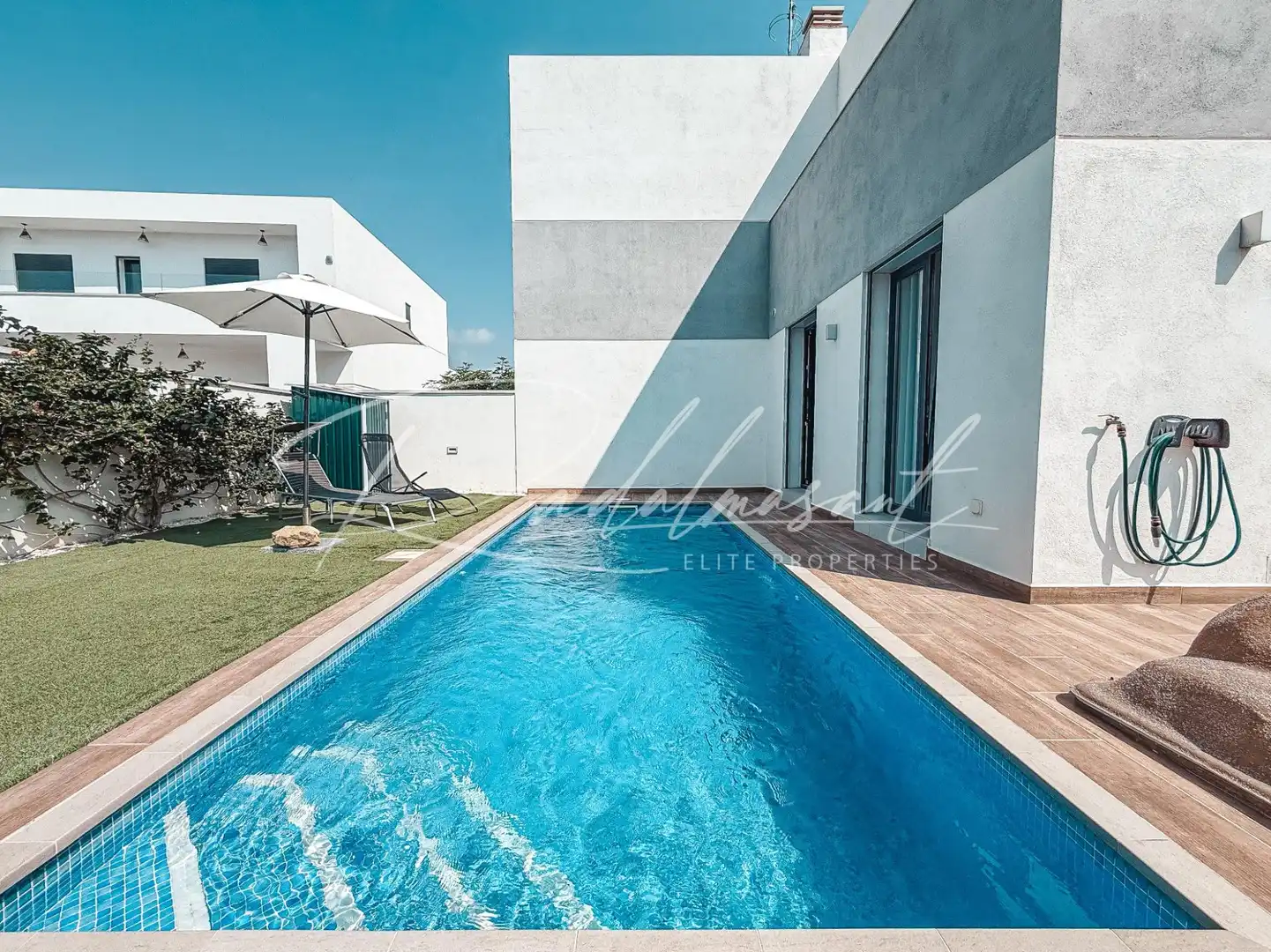 Piscina de Casa adosada en venta en Cambrils con Calefacción, Jardín privado y Terraza