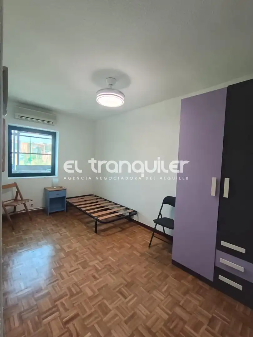 Dormitori de Pis de lloguer en Madrid amb Aire condicionat, Parquet i Terrassa