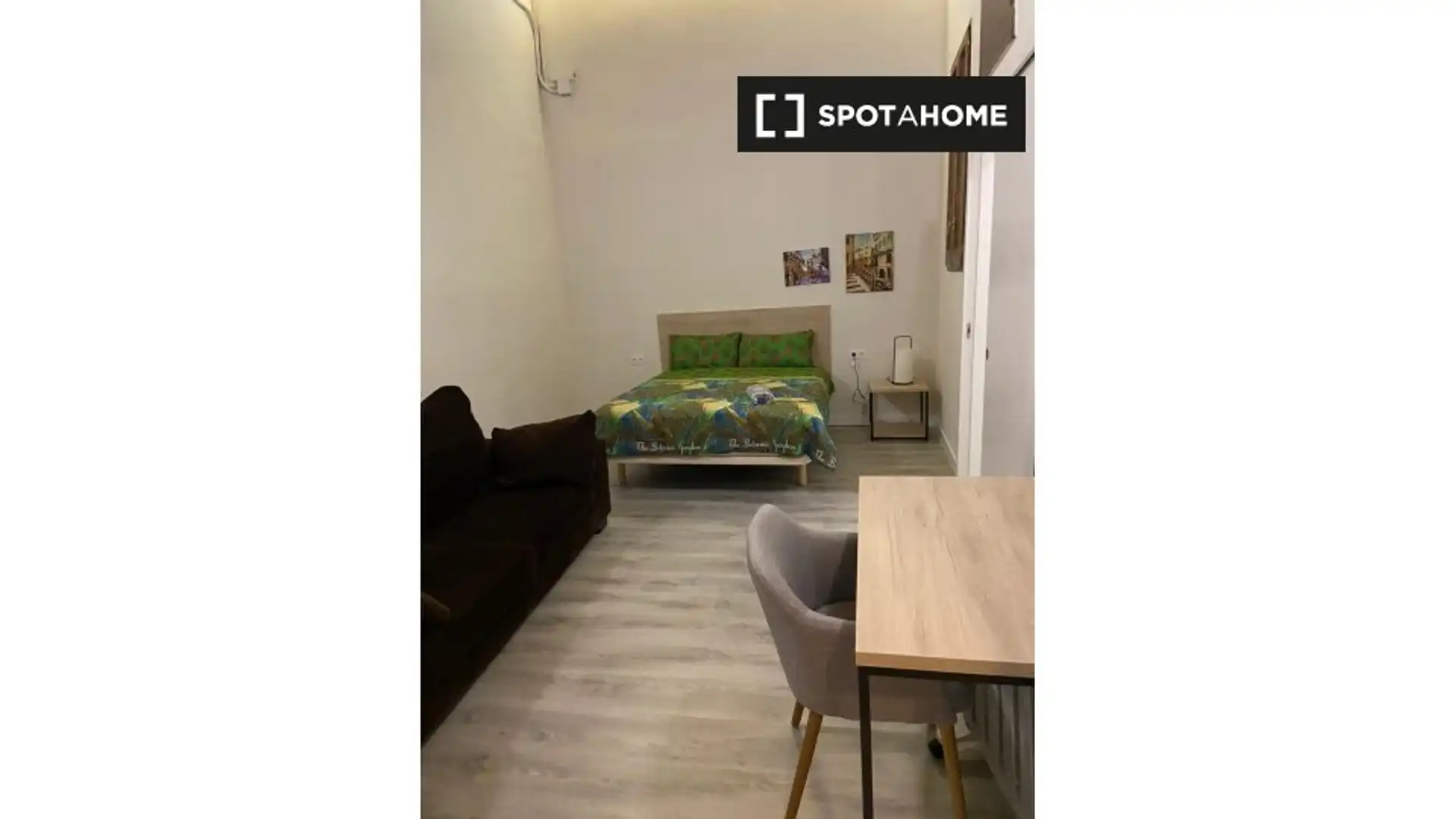 Flat for rent in Barri Gòtic