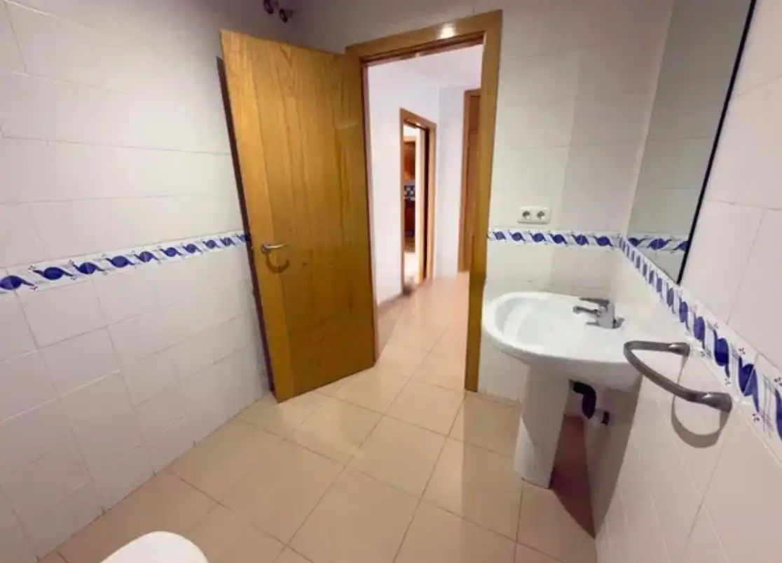 Bany de Casa o xalet en venda en Badajoz amb Aire condicionat, Jardí privat i Terrassa
